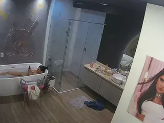 Casa Salsa Bathroom 4's Live Sex Cam Show