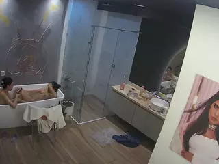Casa Salsa Bathroom 4's Live Sex Cam Show