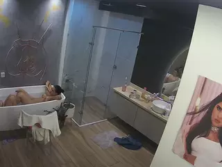 Casa Salsa Bathroom 4's Live Sex Cam Show