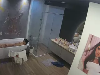 Casa Salsa Bathroom 4's Live Sex Cam Show