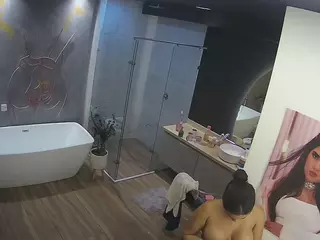 Casa Salsa Bathroom 4's Live Sex Cam Show