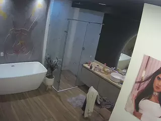 Casa Salsa Bathroom 4's Live Sex Cam Show
