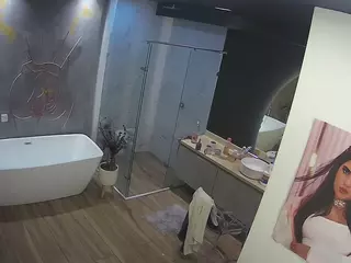 Casa Salsa Bathroom 4's Live Sex Cam Show