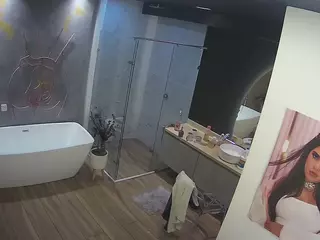 Casa Salsa Bathroom 4's Live Sex Cam Show