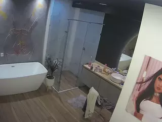 Casa Salsa Bathroom 4's Live Sex Cam Show