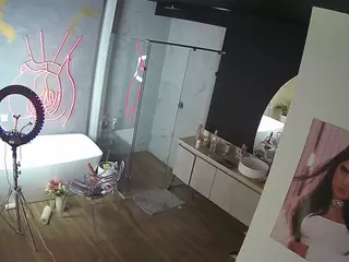 Casa Salsa Bathroom 4's Live Sex Cam Show