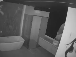 Casa Salsa Bathroom 4's Live Sex Cam Show