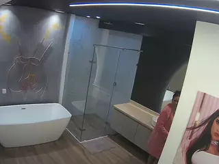 Casa Salsa Bathroom 4's Live Sex Cam Show