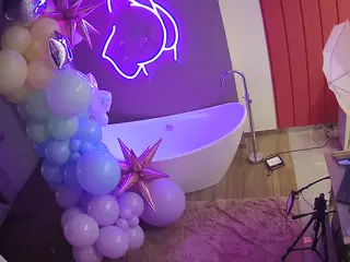 Casa Salsa Bathroom 5's Live Sex Cam Show