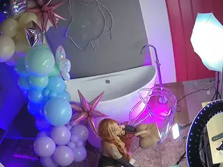 Casa Salsa Bathroom 5's Live Sex Cam Show