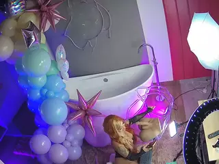 Casa Salsa Bathroom 5's Live Sex Cam Show