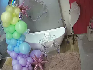 Casa Salsa Bathroom 5's Live Sex Cam Show