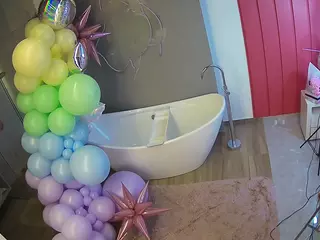 Casa Salsa Bathroom 5's Live Sex Cam Show