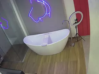 Casa Salsa Bathroom 5's Live Sex Cam Show