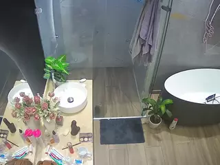 Casa Salsa Bathroom 6's Live Sex Cam Show