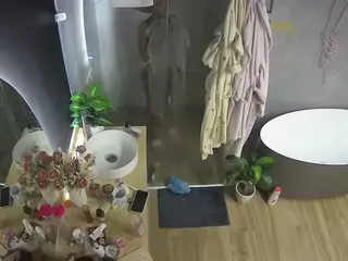 Casa Salsa Bathroom 6's Live Sex Cam Show