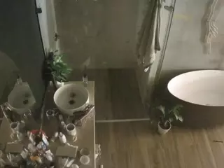 Casa Salsa Bathroom 6's Live Sex Cam Show
