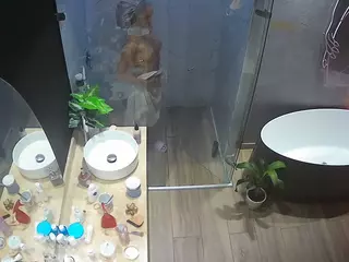 Casa Salsa Bathroom 6's Live Sex Cam Show