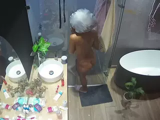 Casa Salsa Bathroom 6's Live Sex Cam Show