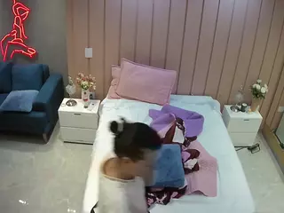 Casa Salsa Bedroom 1's Live Sex Cam Show