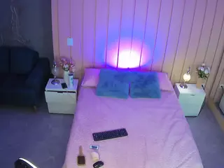 Casa Salsa Bedroom 1's Live Sex Cam Show