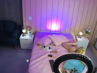 Casa Salsa Bedroom 1's Live Sex Cam Show