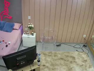 Casa Salsa Bedroom 1's Live Sex Cam Show