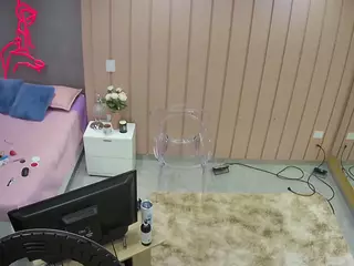 Casa Salsa Bedroom 1's Live Sex Cam Show