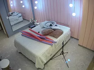 Casa Salsa Bedroom 2's Live Sex Cam Show