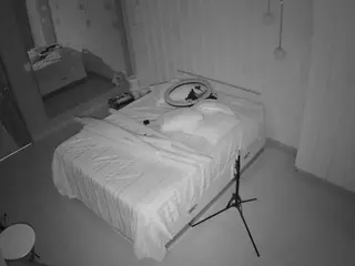 Casa Salsa Bedroom 2's Live Sex Cam Show