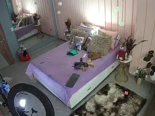 Casa Salsa Bedroom 2's Live Sex Cam Show
