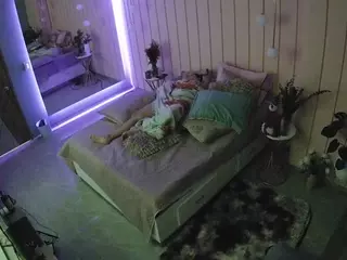 Casa Salsa Bedroom 2's Live Sex Cam Show