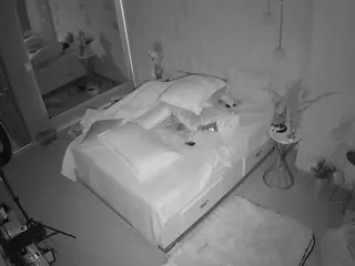 Casa Salsa Bedroom 2's Live Sex Cam Show