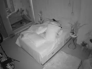Casa Salsa Bedroom 2's Live Sex Cam Show