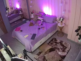Casa Salsa Bedroom 2's Live Sex Cam Show