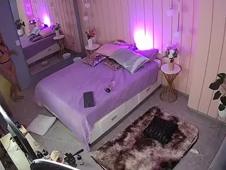 Casa Salsa Bedroom 2's Live Sex Cam Show