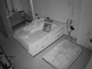 Casa Salsa Bedroom 2's Live Sex Cam Show