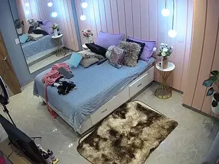 Casa Salsa Bedroom 2's Live Sex Cam Show