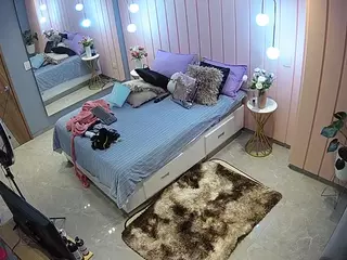 Casa Salsa Bedroom 2's Live Sex Cam Show