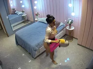 Casa Salsa Bedroom 2's Live Sex Cam Show
