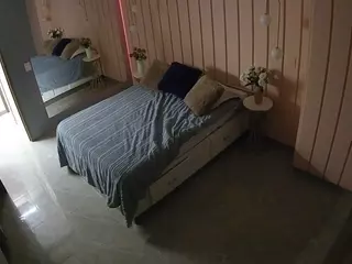 Casa Salsa Bedroom 2's Live Sex Cam Show