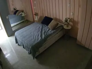 Casa Salsa Bedroom 2's Live Sex Cam Show