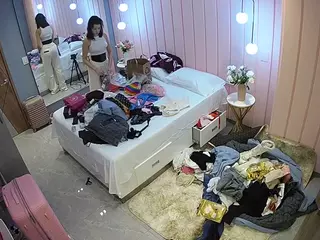 Casa Salsa Bedroom 2's Live Sex Cam Show
