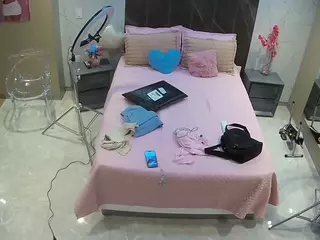 Casa Salsa Bedroom 3's Live Sex Cam Show