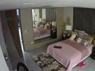 Casa Salsa Bedroom 4's Live Sex Cam Show