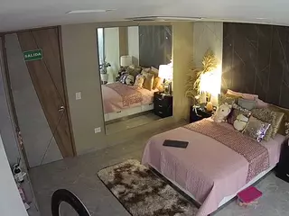 Casa Salsa Bedroom 4's Live Sex Cam Show