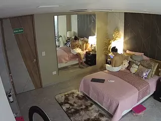 Casa Salsa Bedroom 4's Live Sex Cam Show