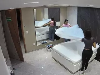 Casa Salsa Bedroom 4's Live Sex Cam Show
