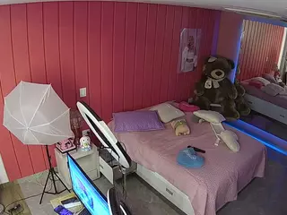 Casa Salsa Bedroom 5's Live Sex Cam Show