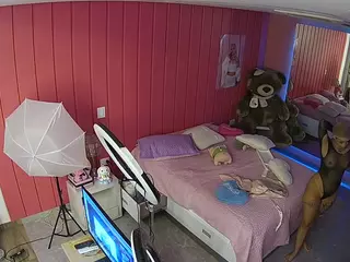 Casa Salsa Bedroom 5's Live Sex Cam Show